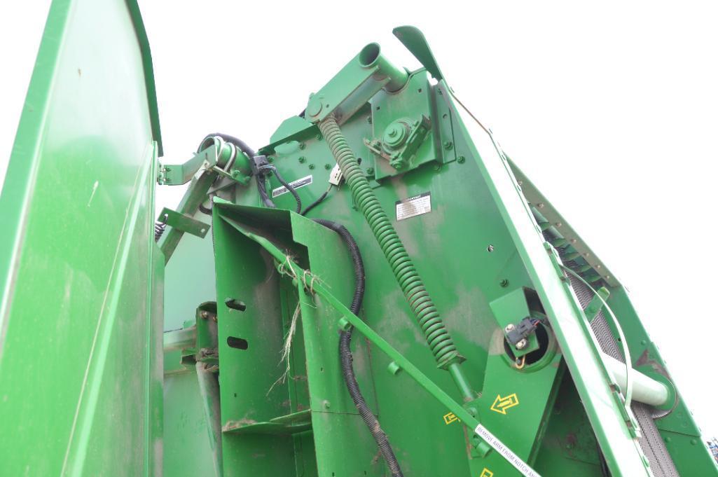 2007 John Deere 568 round baler