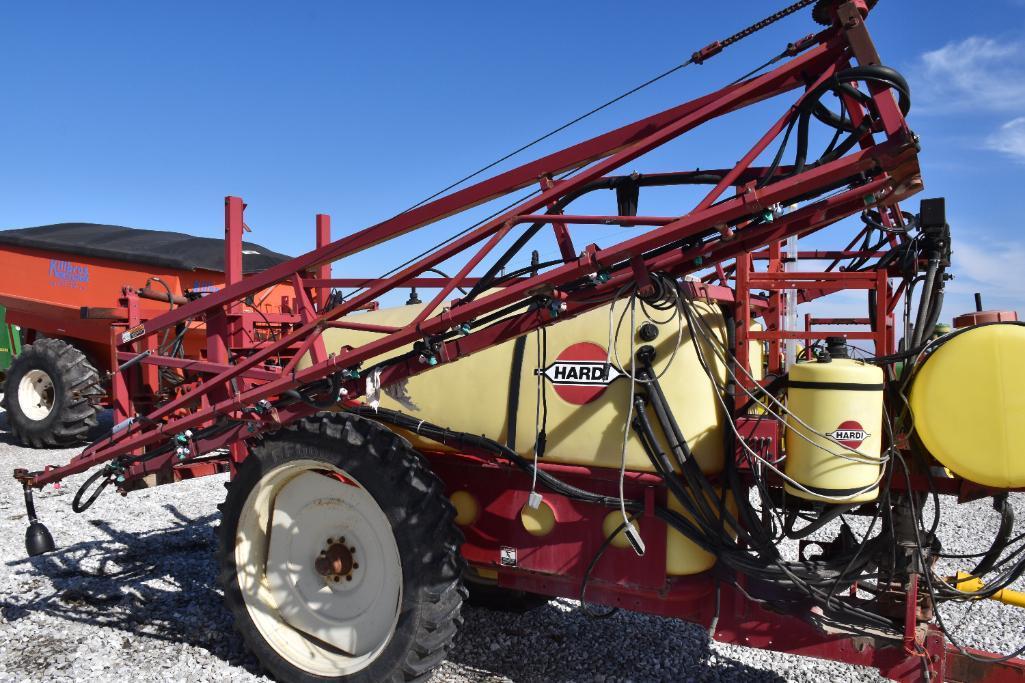 Hardi 650 pull-type sprayer