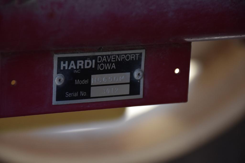 Hardi 650 pull-type sprayer