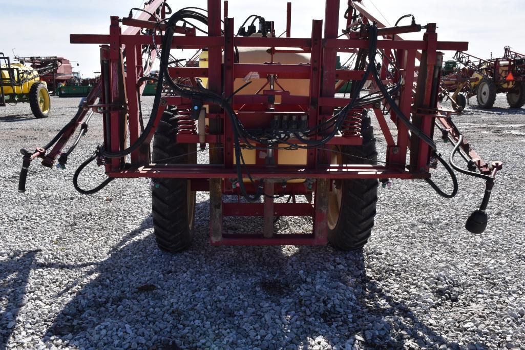 Hardi 650 pull-type sprayer