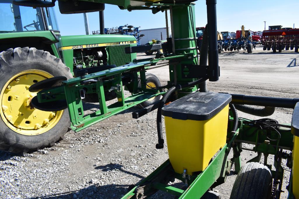 1997 John Deere 1710 12 row 30" 3-pt. planter