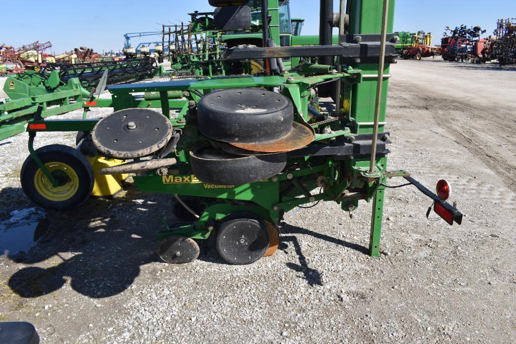 1997 John Deere 1710 12 row 30" 3-pt. planter