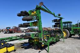 1997 John Deere 1710 12 row 30" 3-pt. planter