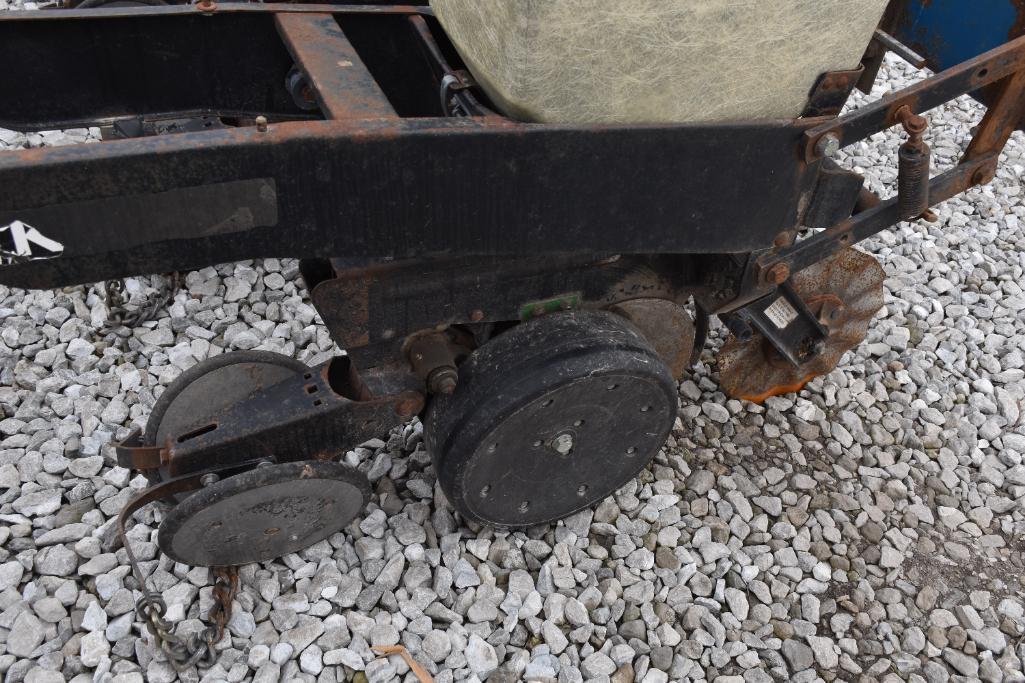 Kinze 4 row 30" 3-pt. planter
