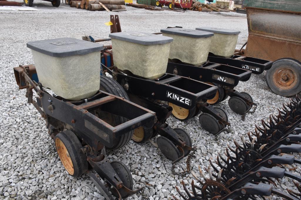 Kinze 4 row 30" 3-pt. planter