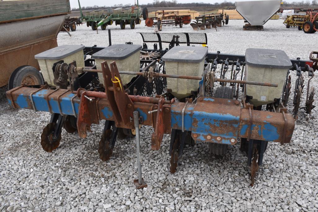 Kinze 4 row 30" 3-pt. planter