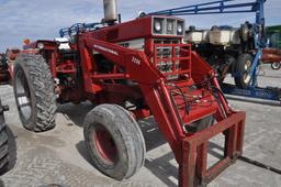 International 766 2wd tractor