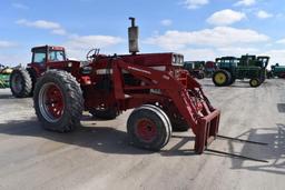 International 766 2wd tractor