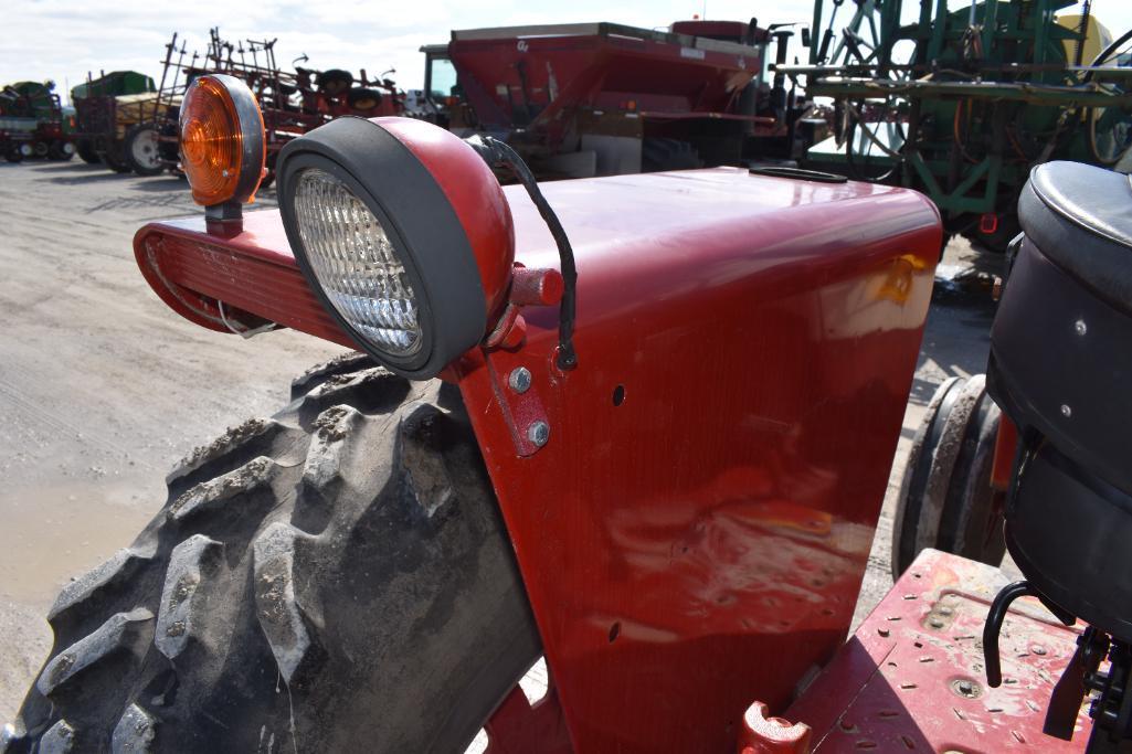 International 766 2wd tractor