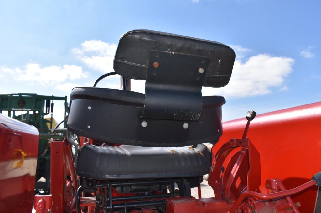 International 766 2wd tractor