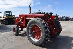 International 766 2wd tractor