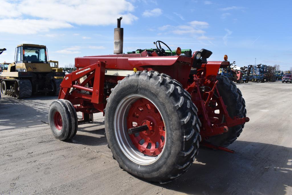 International 766 2wd tractor