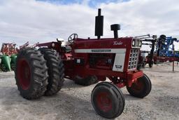 International 1066 2wd tractor