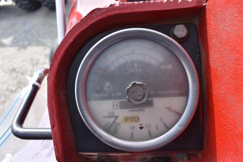 International 1066 2wd tractor