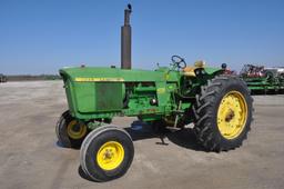 John Deere 4320 2wd tractor
