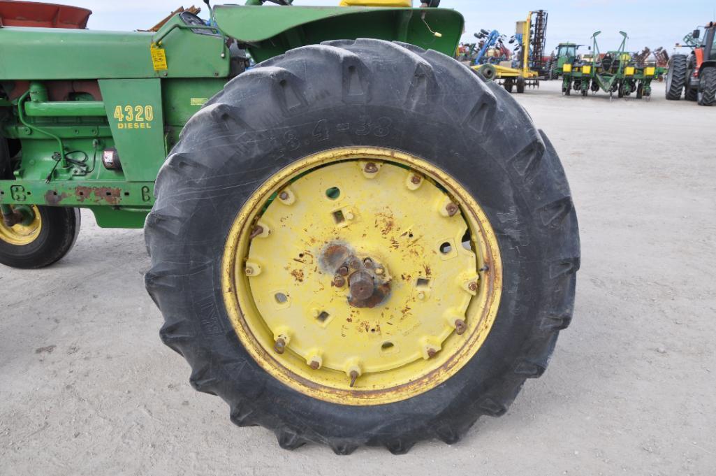 John Deere 4320 2wd tractor