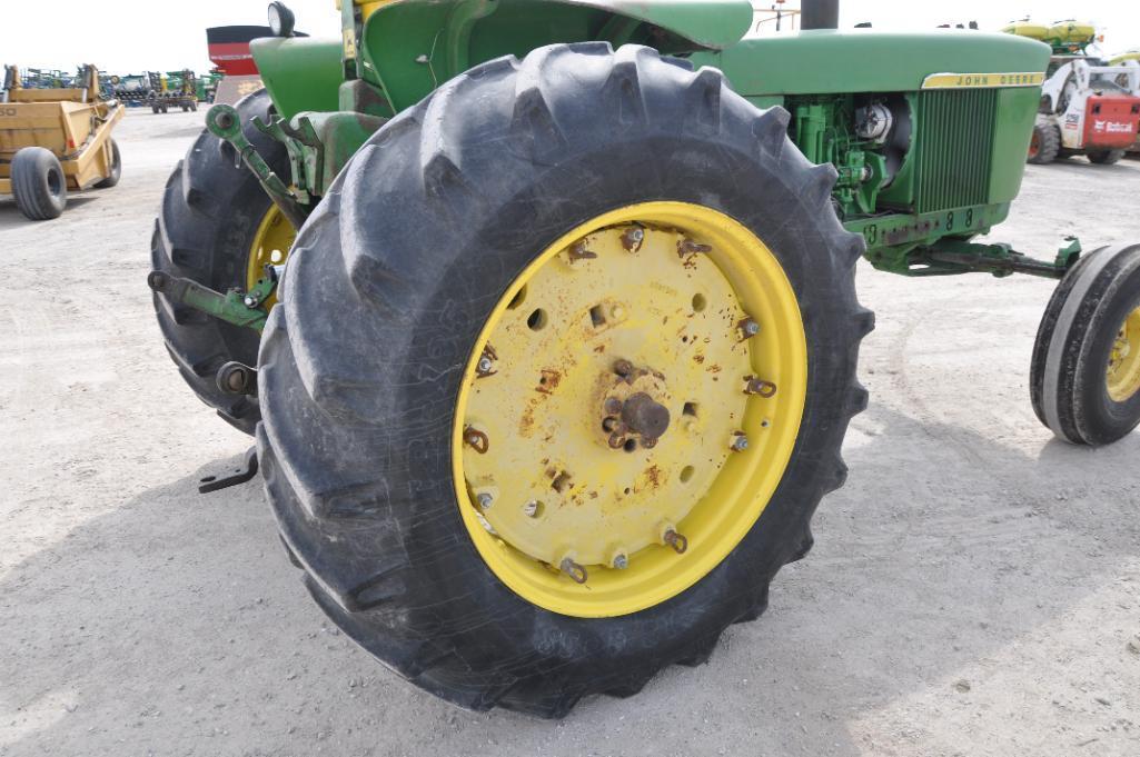 John Deere 4320 2wd tractor