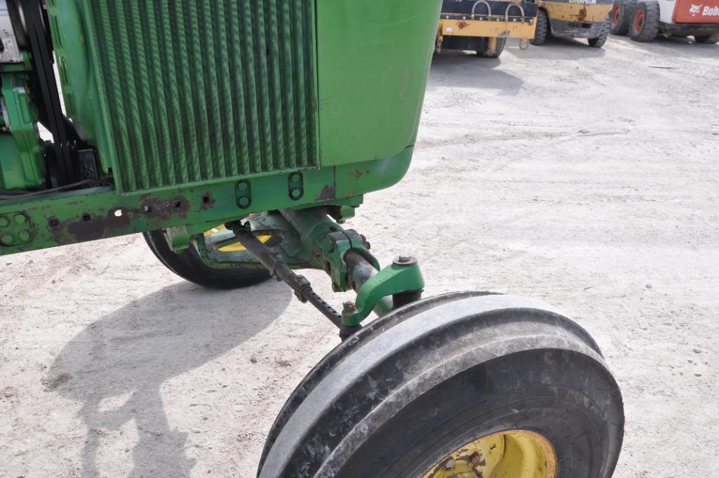 John Deere 4320 2wd tractor