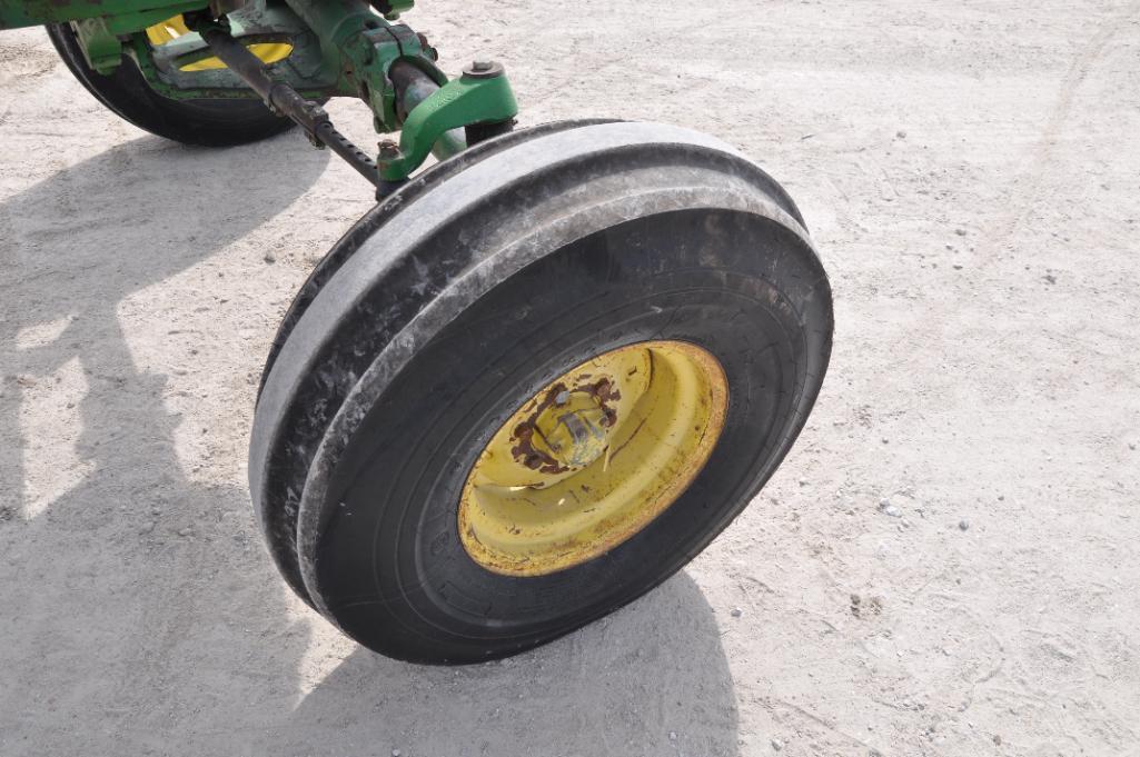 John Deere 4320 2wd tractor