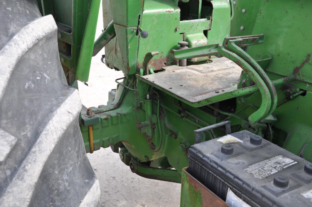 John Deere 4320 2wd tractor