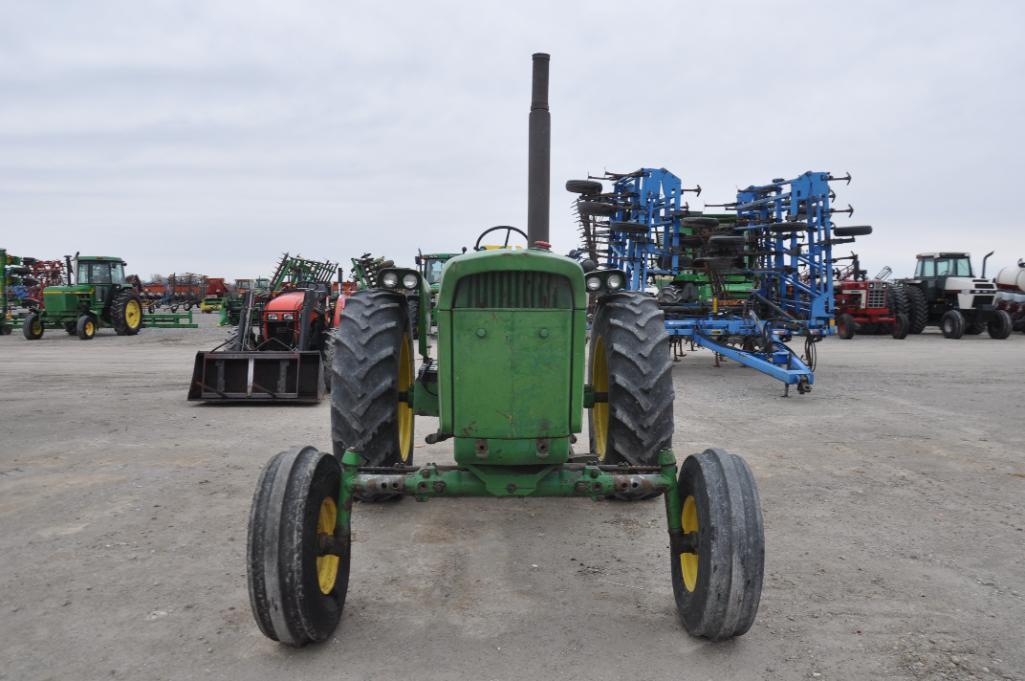 John Deere 4320 2wd tractor