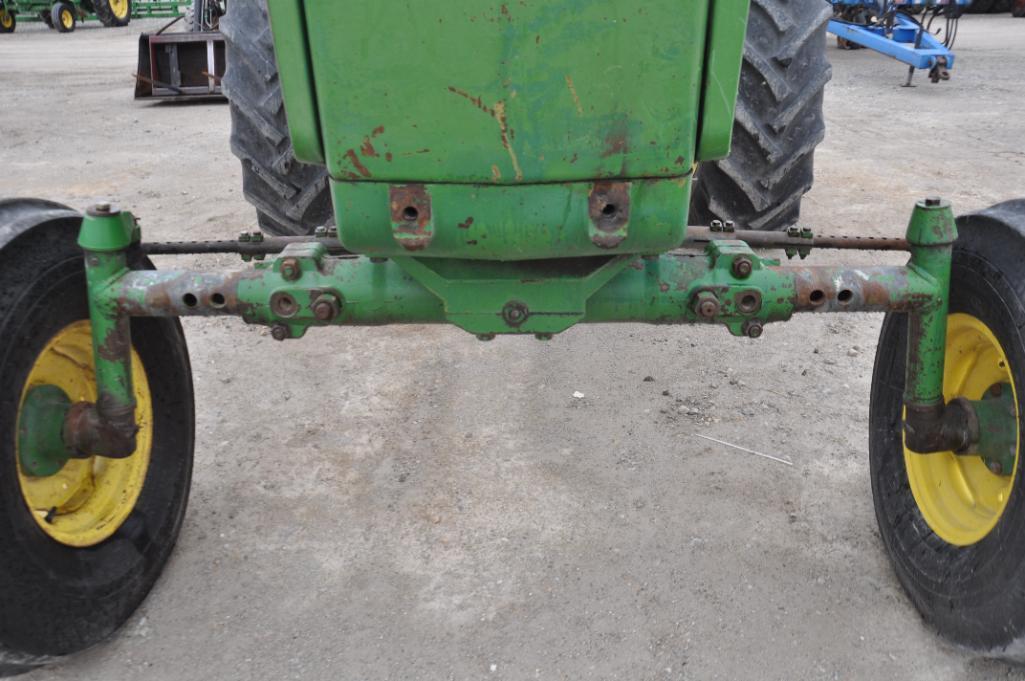 John Deere 4320 2wd tractor
