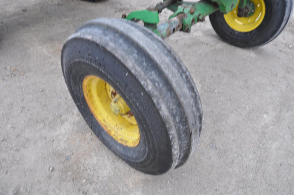John Deere 4320 2wd tractor