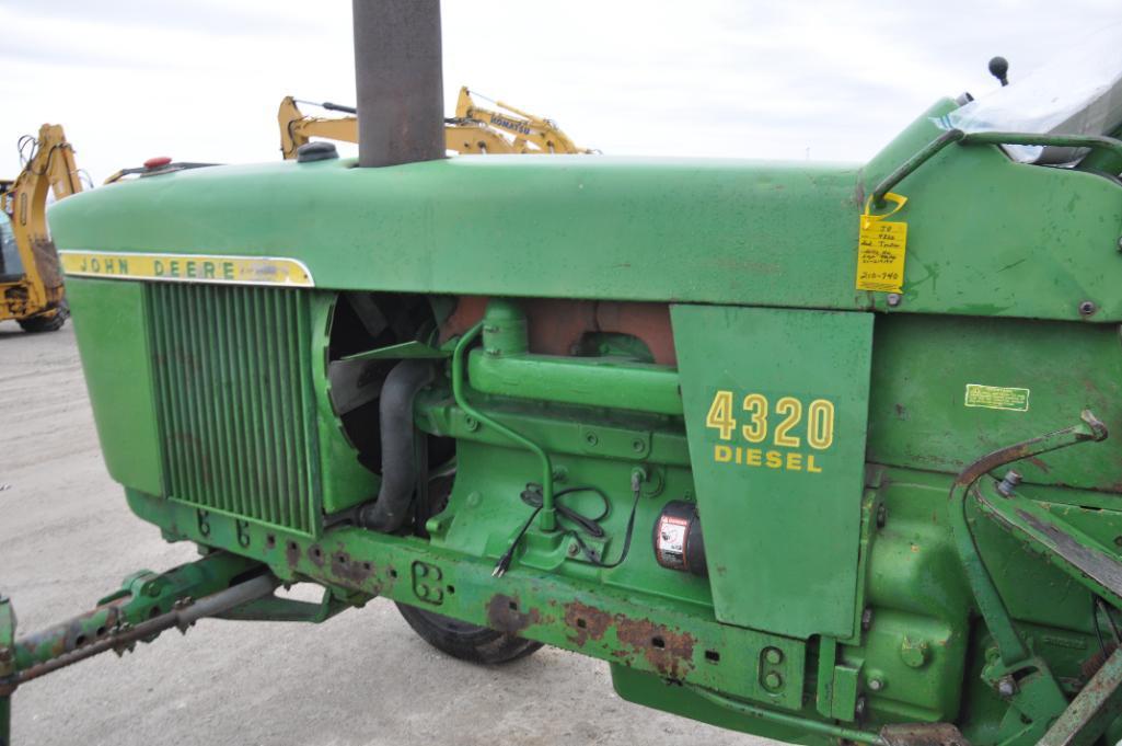 John Deere 4320 2wd tractor