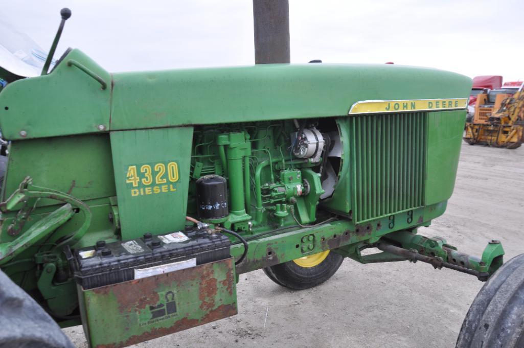 John Deere 4320 2wd tractor