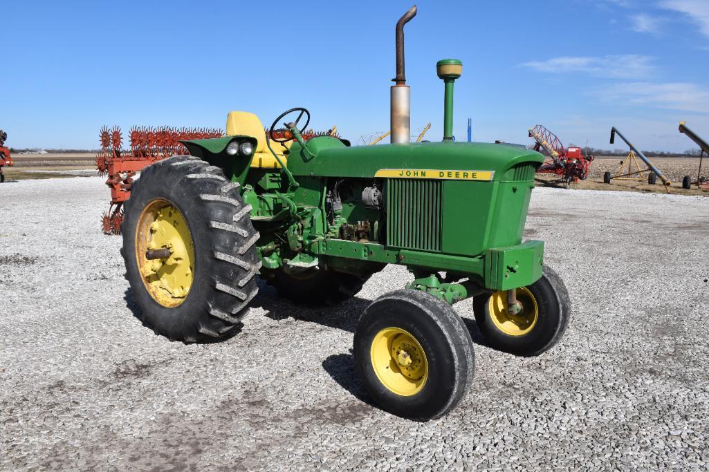 John Deere 3010 2wd tractor