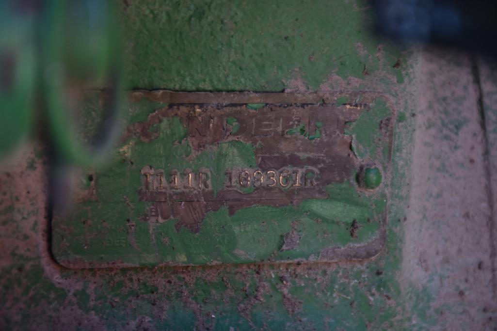 John Deere 3010 2wd tractor