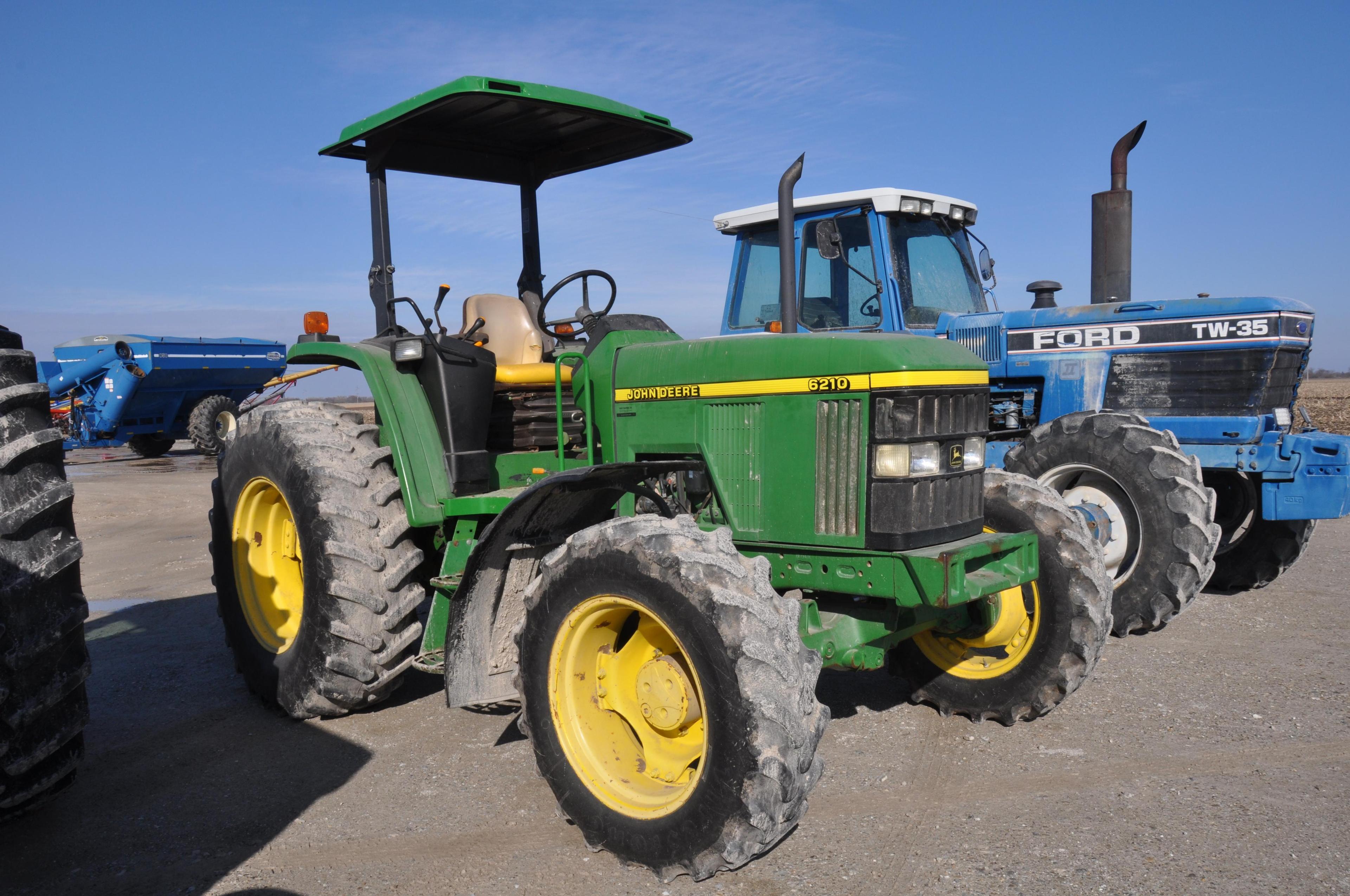 John Deere 6210 MFWD tractor