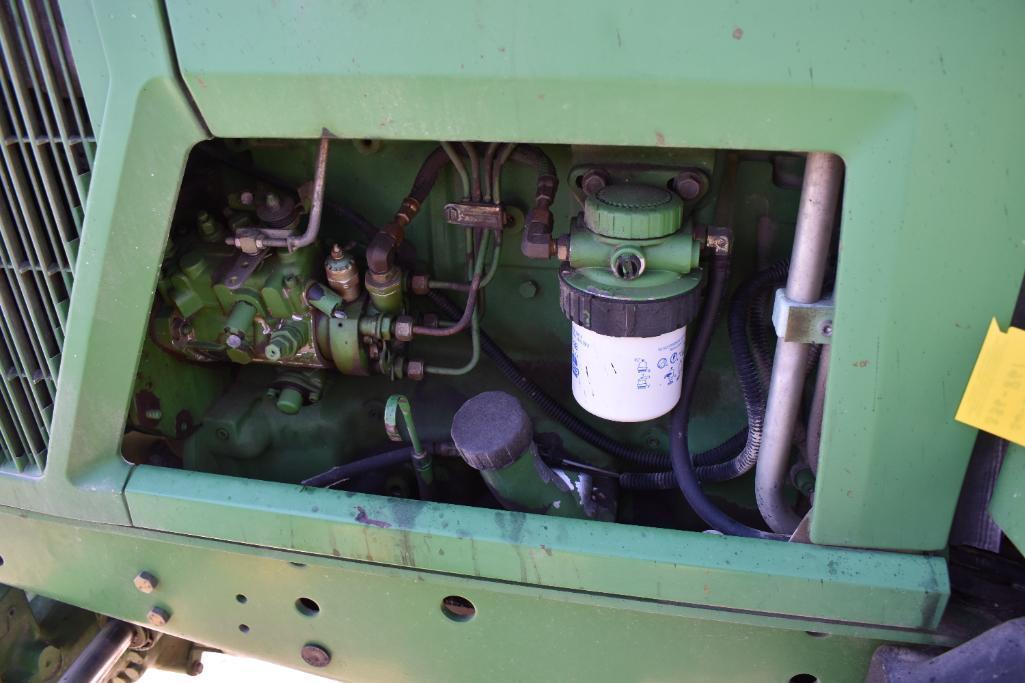 John Deere 6210 MFWD tractor