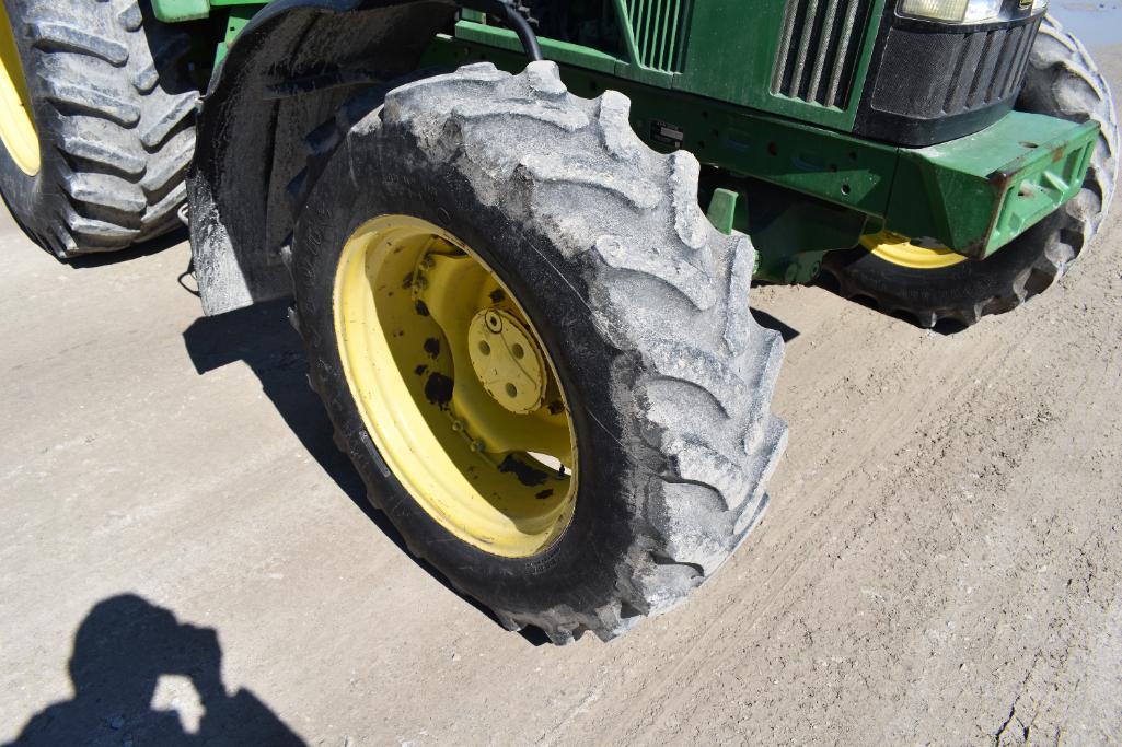 John Deere 6210 MFWD tractor