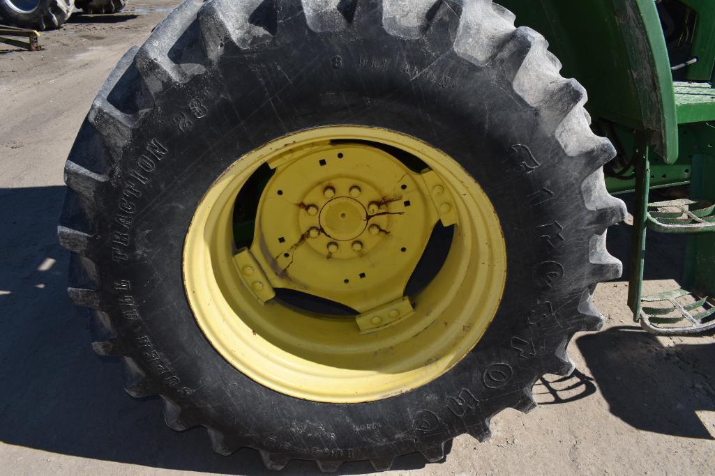 John Deere 6210 MFWD tractor