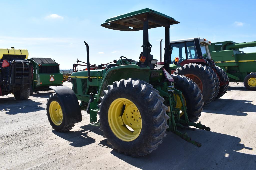 John Deere 6210 MFWD tractor