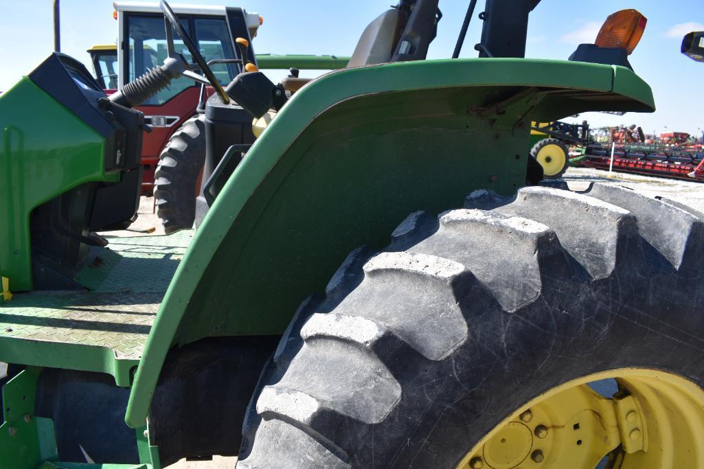 John Deere 6210 MFWD tractor