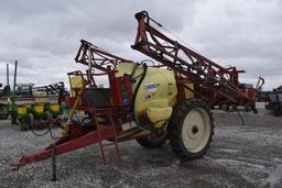 Hardi 750 pull-type sprayer