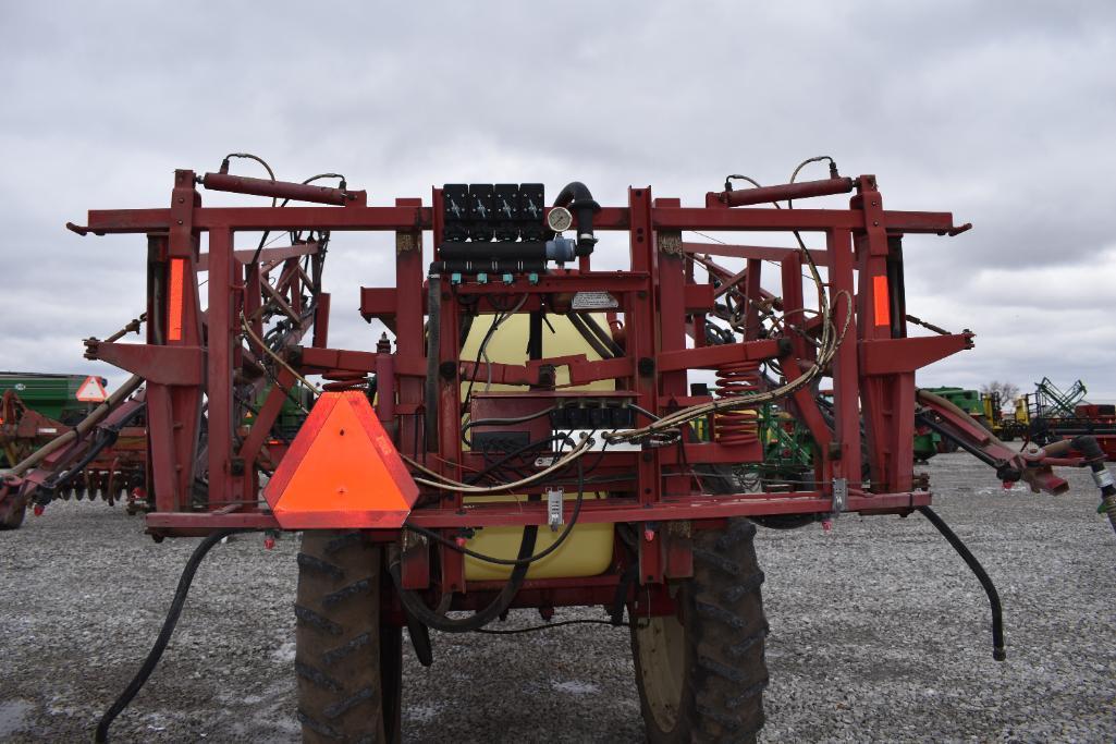 Hardi 750 pull-type sprayer
