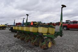 John Deere 7200 6 row 30" planter