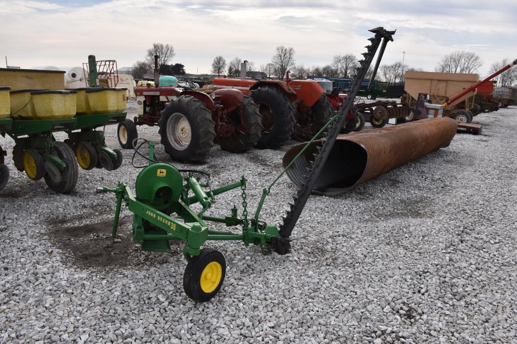 John Deere 38 7' sickle bar mower