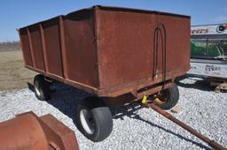 Barge wagon on running gear w/ hoist