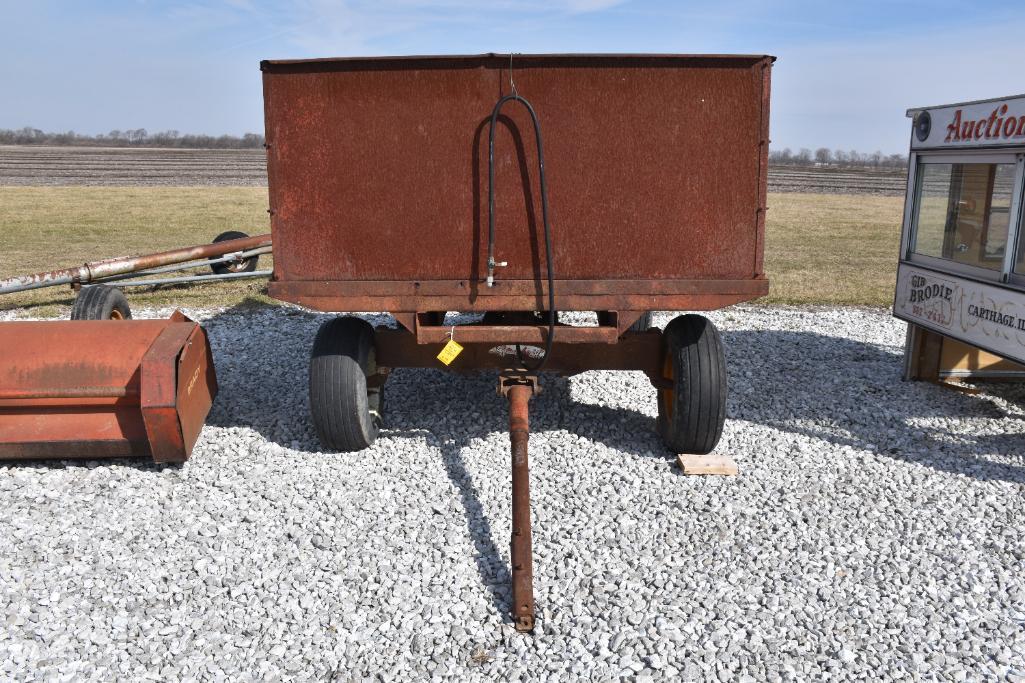 Barge wagon on running gear w/ hoist