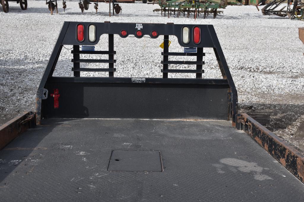 Bradford Built 9' steel flatbed