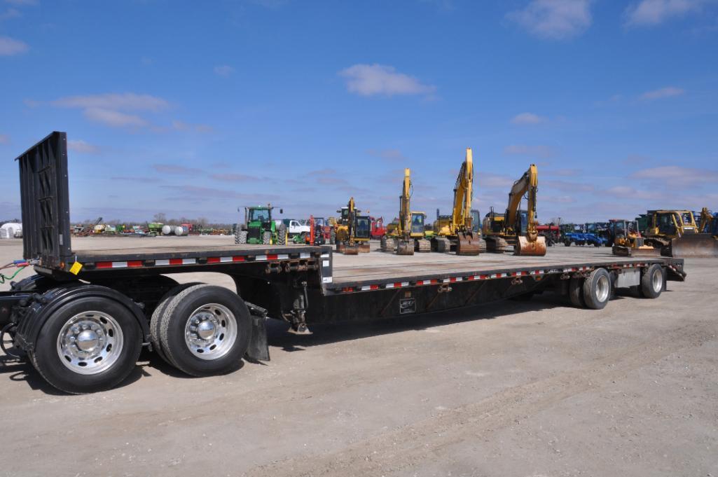 2006 Jet 53' step deck trailer