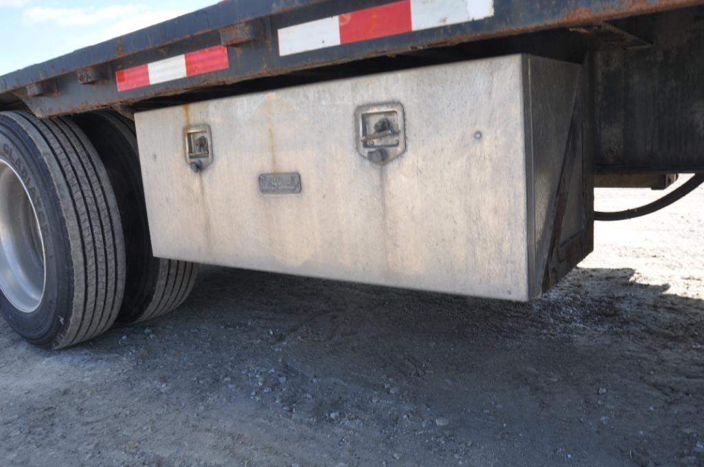 2006 Jet 53' step deck trailer