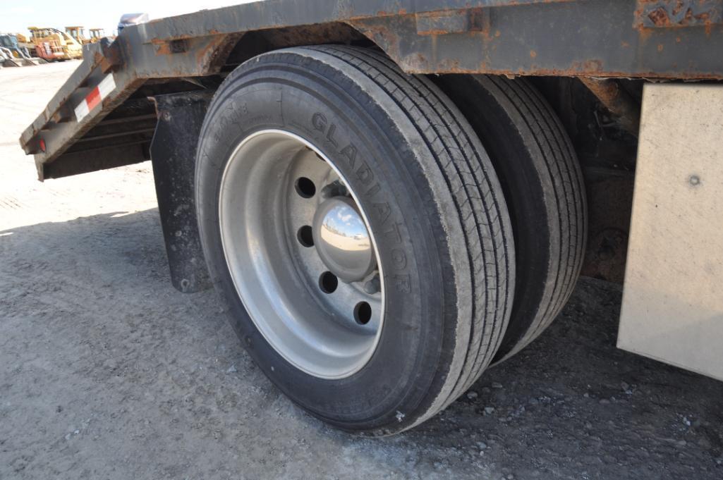 2006 Jet 53' step deck trailer