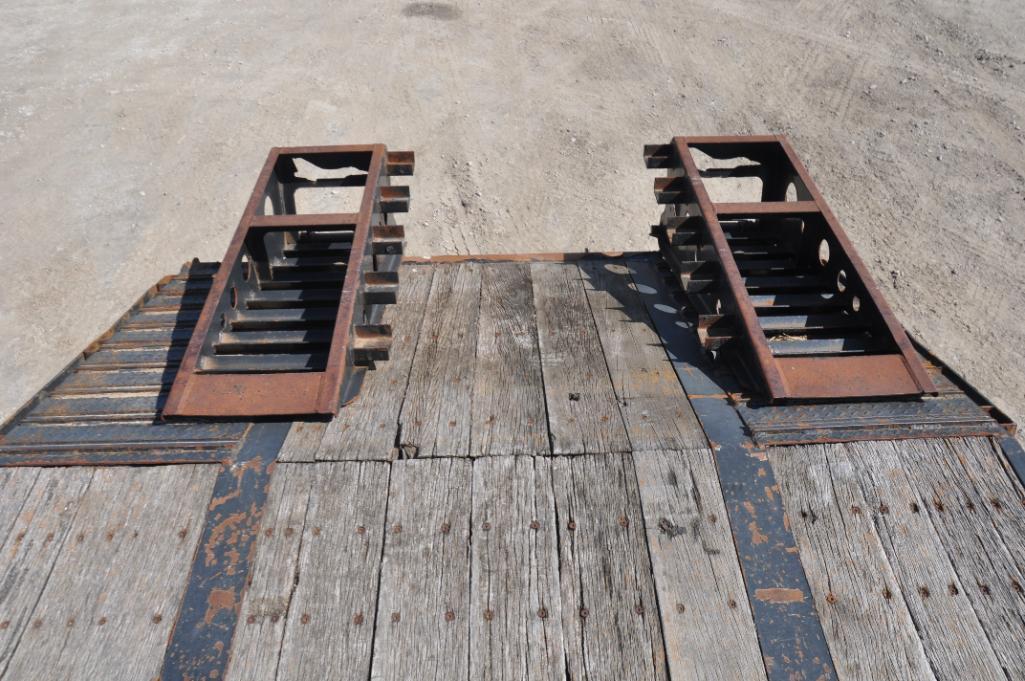2006 Jet 53' step deck trailer