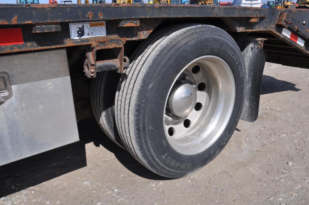 2006 Jet 53' step deck trailer