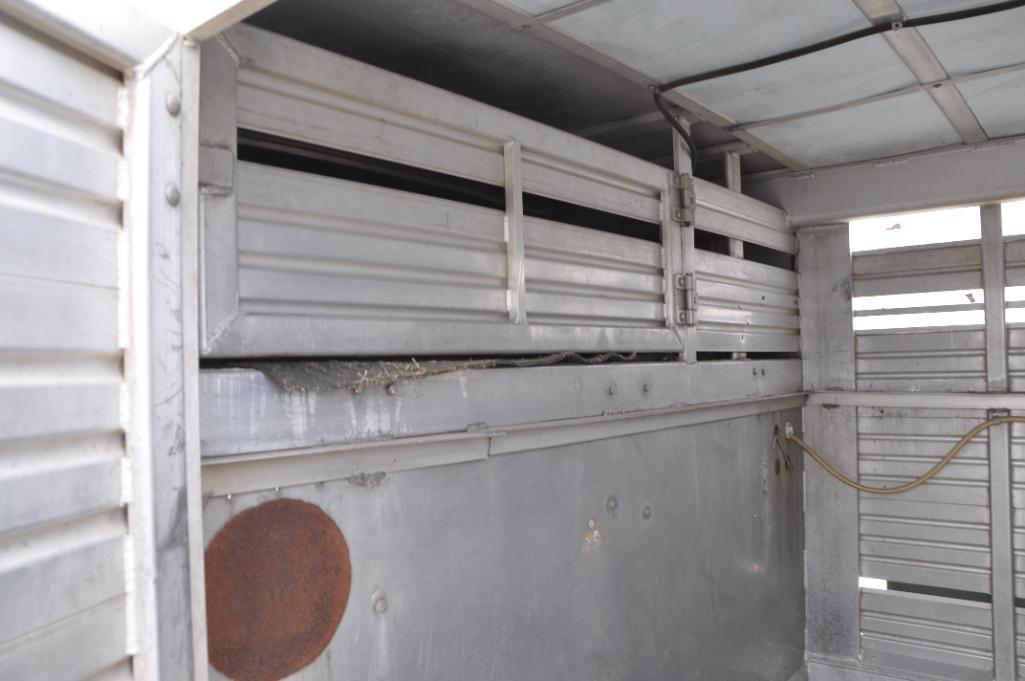 1998 Featherlite 32' aluminum livestock trailer